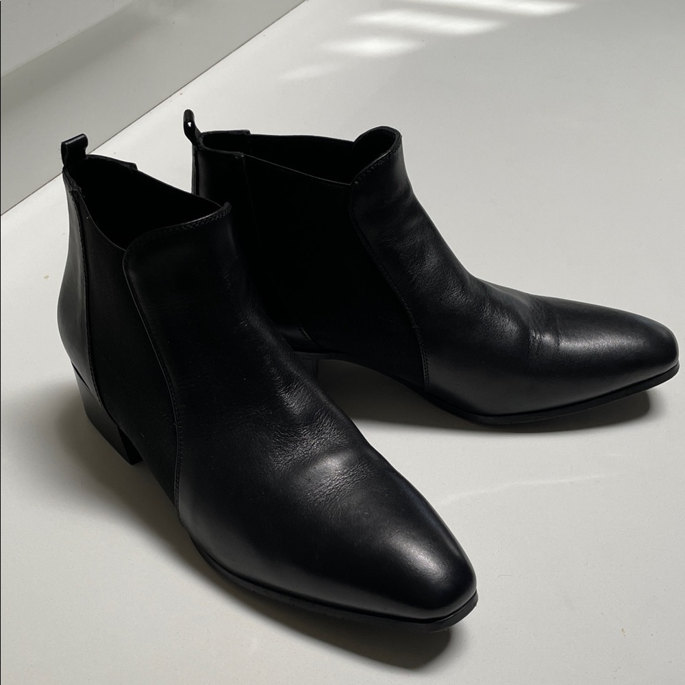 Aquatalia Black Leather Ankle Boots